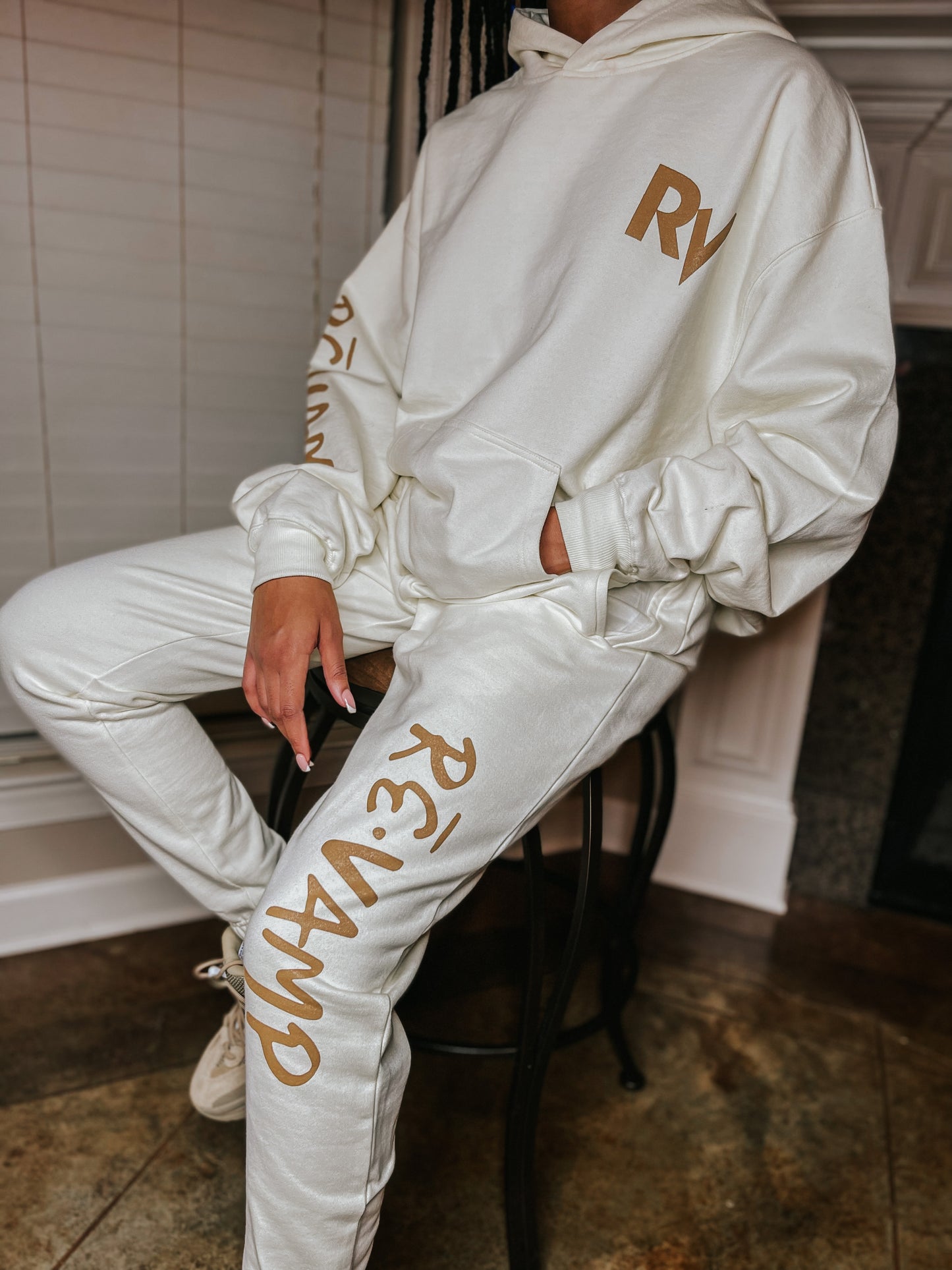 Revamp Joggers - Cream